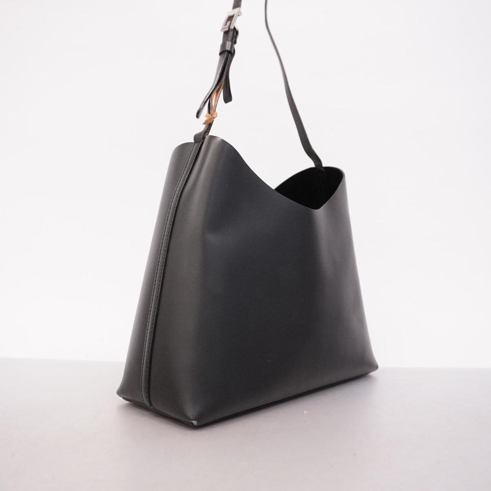 Gucci Silver Bag Shoulder Hardware Black Leather